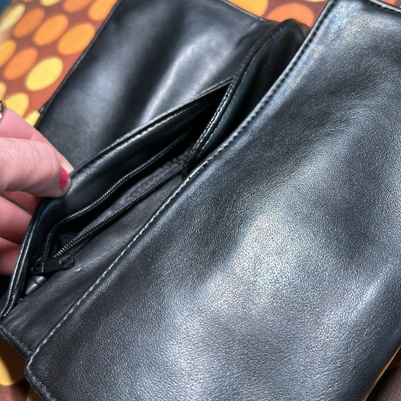 Checi black snap button closure fold out wallet - Picture 7 of 12